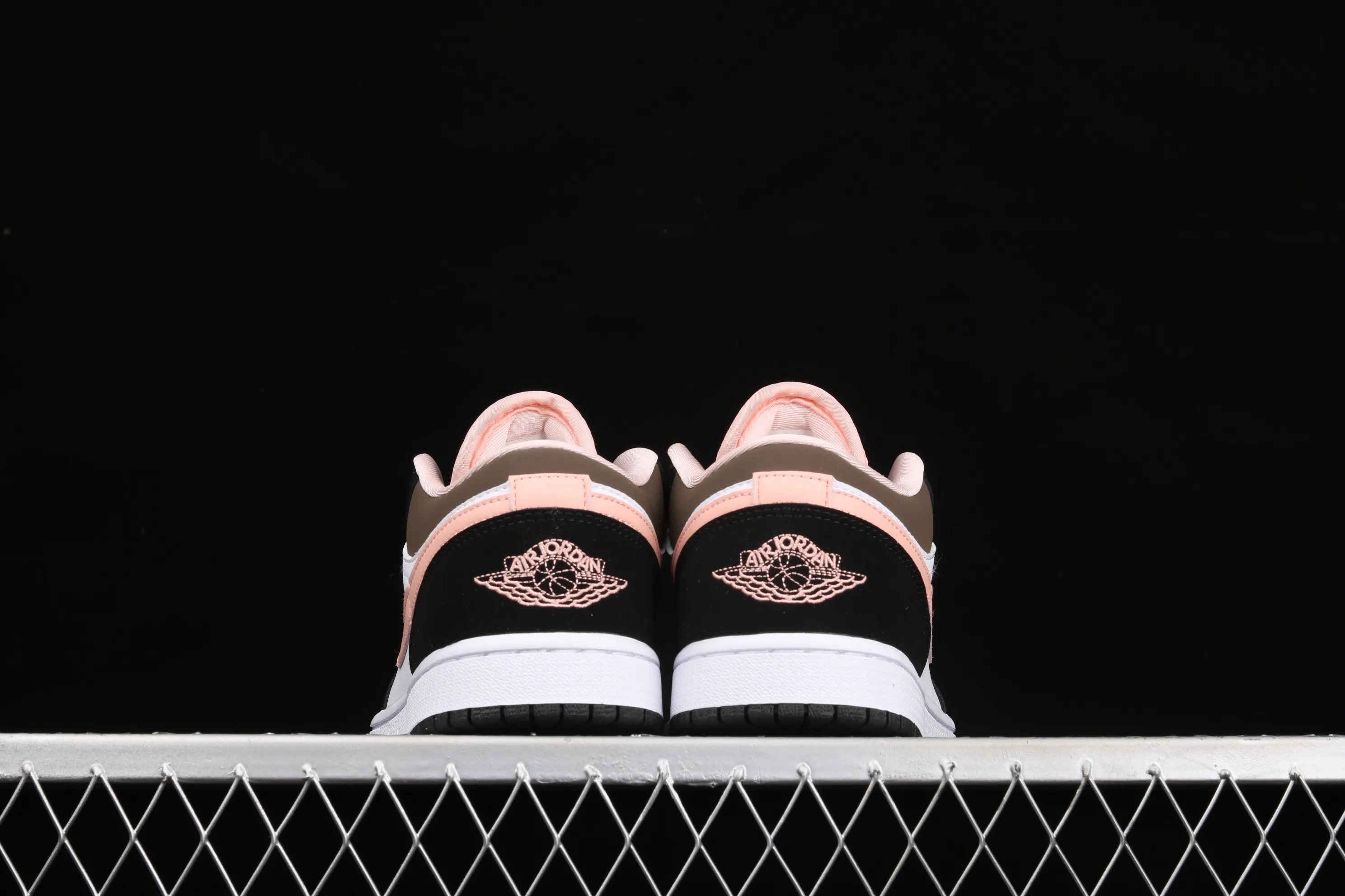 All categories Air Jordan Jordan series basketball shoes Air Jordan 1 Low Air Jordan 1 Low AJ1 Joe 1 low-top cultural and leisure sports sneakers DH0210-100